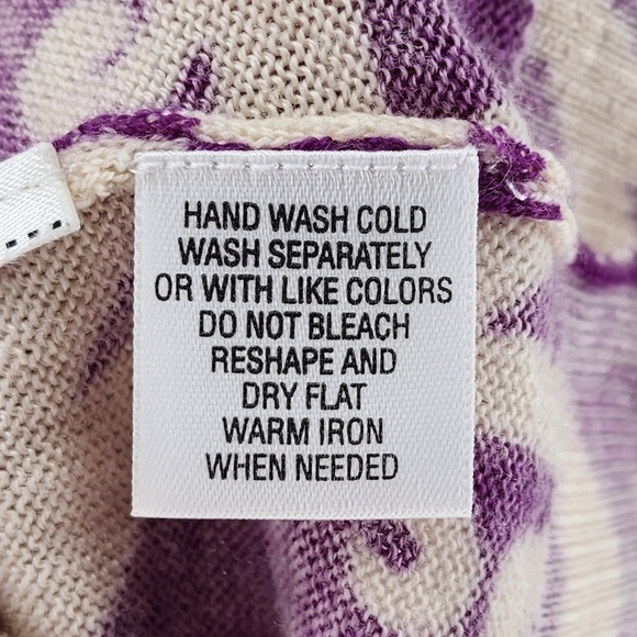 Victor Alfaro Women's Scroll Print 100% Wool Button-Up Cardigan Sweater - M - Picture 7 of 7